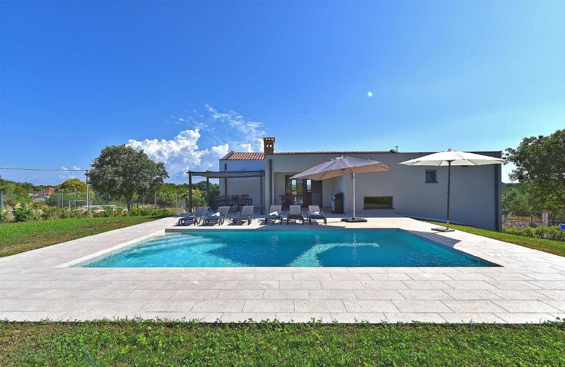 Mit Privatpool Fuer 6 Personen Ca 200 Qm In Vintijan, Istrien Istrische Riviera *