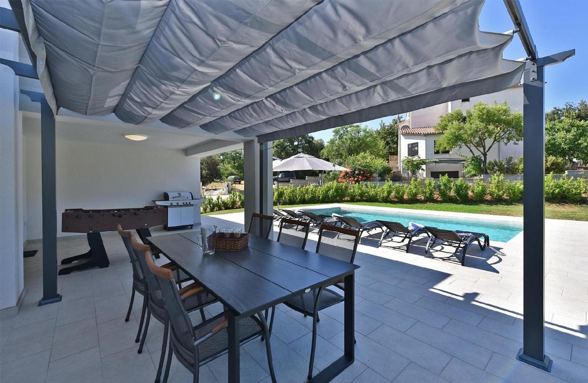 Mit Privatpool Fuer 6 Personen Ca 200 Qm In Vintijan, Istrien Istrische Riviera Ferienhaus Pula