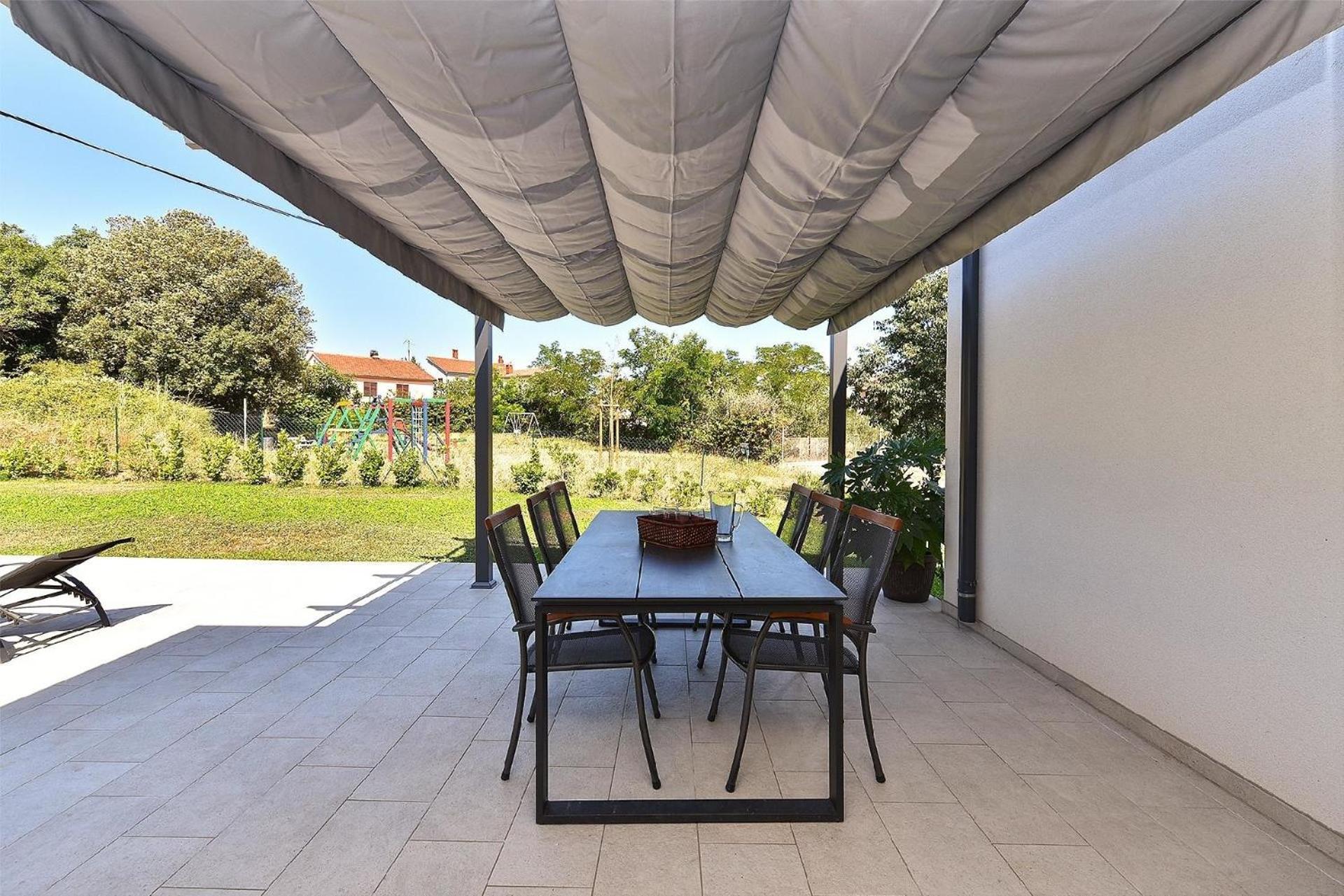 Ferienhaus Mit Privatpool Fuer 6 Personen Ca 200 Qm In Vintijan, Istrien Istrische Riviera Pula